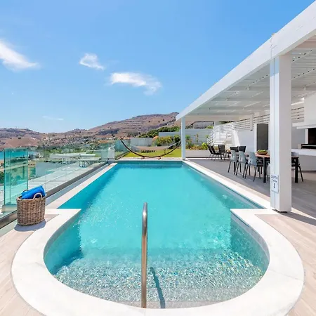 Executive Rhodes Kastro Stunning Sea Views 3 Bedrooms